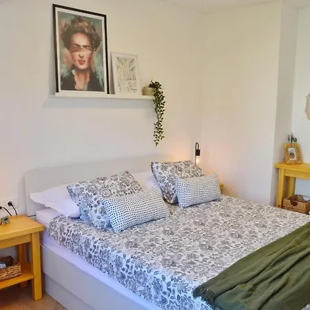 Paula Apartment *